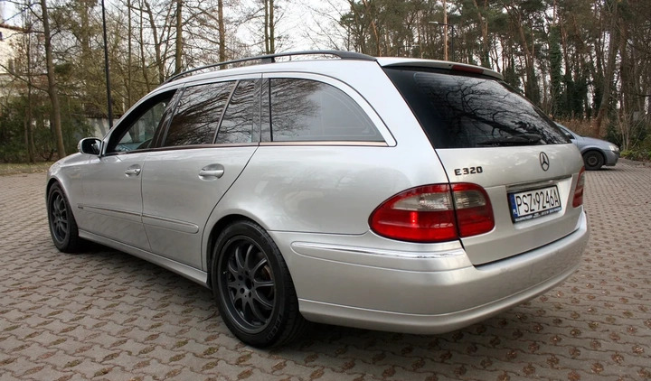 Mercedes-Benz Klasa E cena 15900 przebieg: 275000, rok produkcji 2003 z Poznań małe 106
